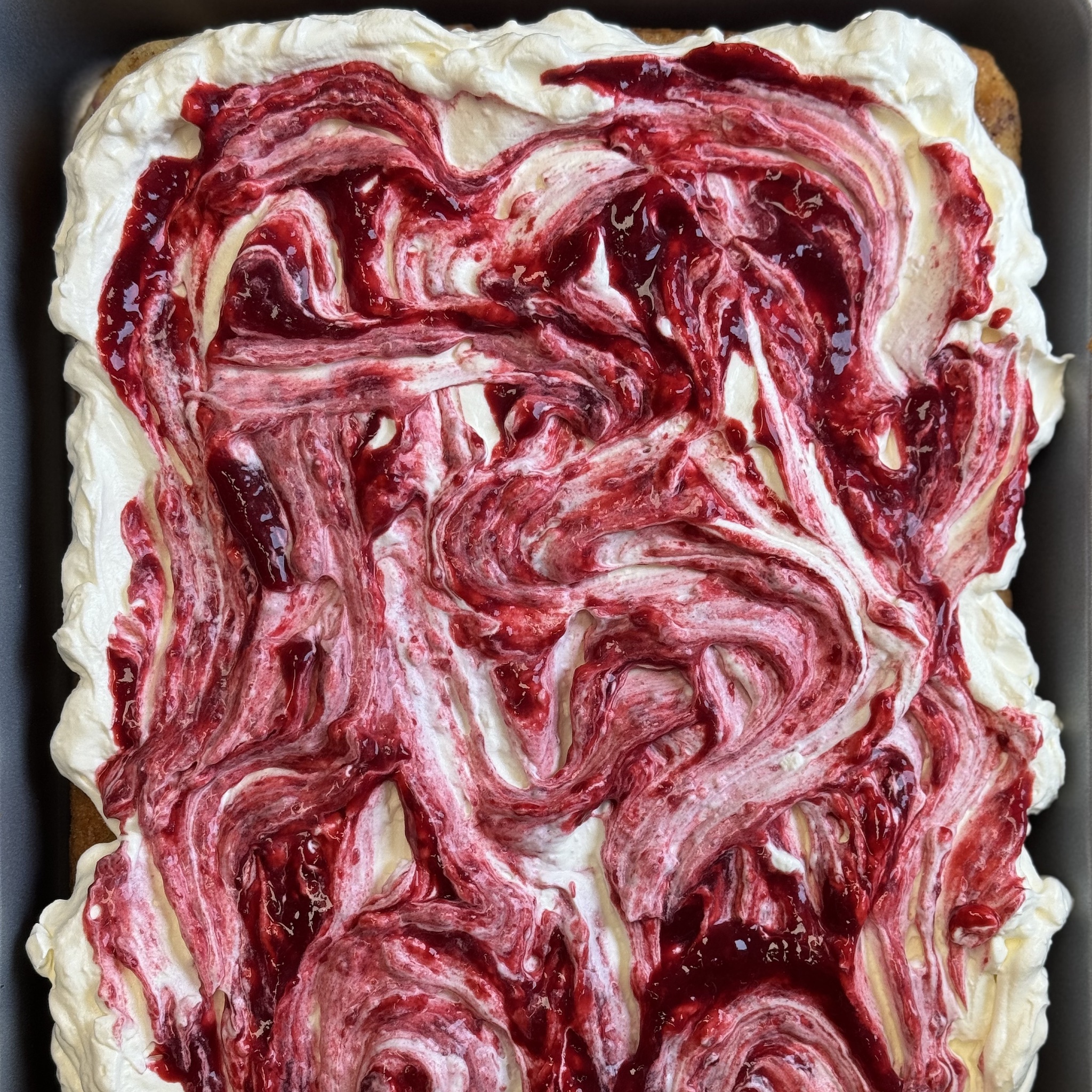 Frambozen traybake